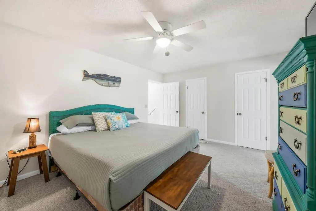 Holiday home New! Steps To White Sand Beaches! Pool & Grill! 2Br 2Ba Panama City Beach