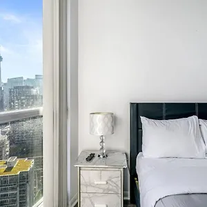 1bdrm Comfort Away From With Parking-downtown , Toronto Canada